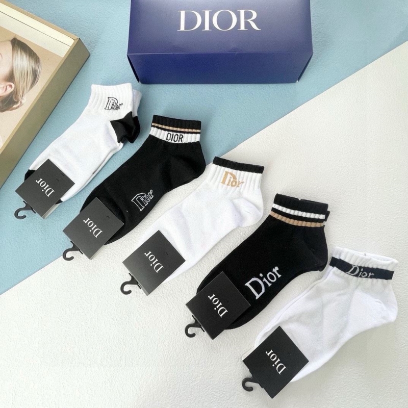 DIOR